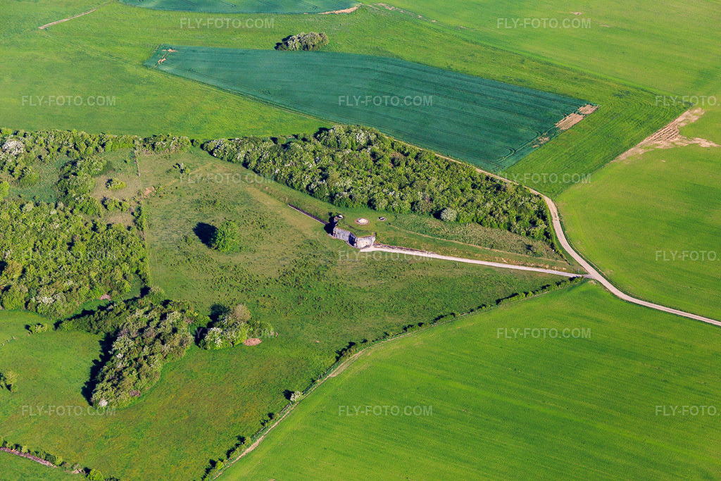 Aerial view: Maginot Line bunker complexes - Fort Casso in Bettviller in the state Moselle, France.Photo: IMG_146083.jpg taken on 05/01/2025 by Werner Riehm/FLY-FOTO.comResolution of the original: 5472 x 3648 pxLigne Maginot - Fort Casso, Ouvrage de la Ligne Maginot
