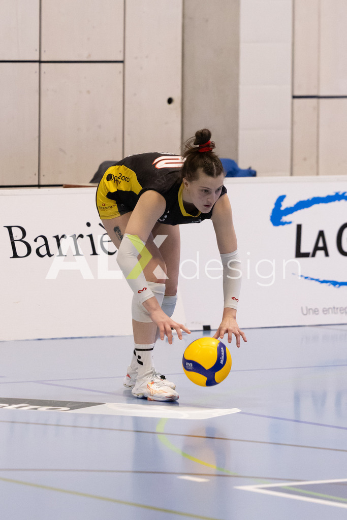 Volleyball I Frauen I Saison 2025-2026 I Volleyball NLA | Women I 1/4 Finals I  BIWI VFM - VC Kanti Schaffhausen I 01.03.2026 | 12 Coralie Varé (CH) (BIWI VFM) – Außenangriff - Realisiert mit Pictrs.com