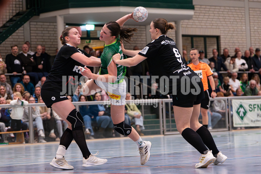 Handball I Frauen I Saison 2025-2026 I 3. Liga Staffel Nord I 20. Spieltag I SC SFN Vechta - SV Henstedt-Ulzburg0038 | jns.sportfotos - Realisiert mit Pictrs.com