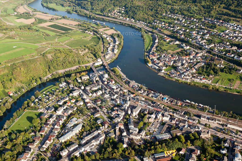 Aerial view: View of the town in Wasserbillig in the state Grevenmacher, Luxembourg.Photo: IMG_33895.jpg taken on 09/11/2010 by Werner Riehm/FLY-FOTO.comResolution of the original: 4752 x 3168 px
