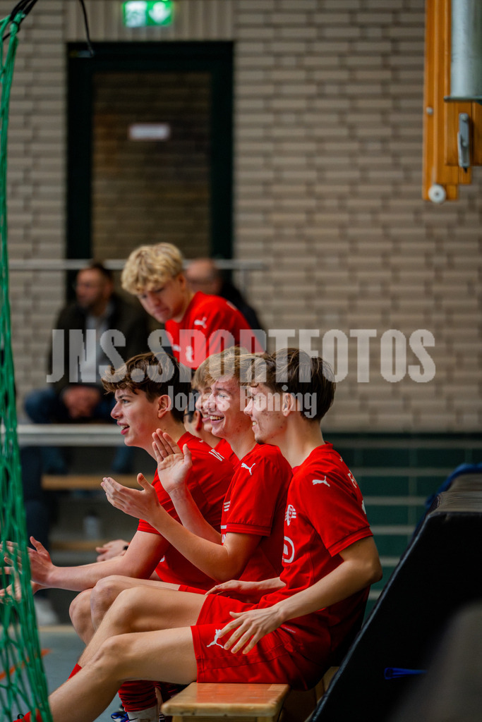 Weihnachtscup Max Sauber X Krisby Kebab-72 | jns.sportfotos - Realisiert mit Pictrs.com