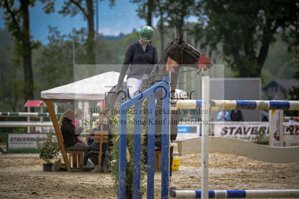 20240505-DOS_3624 | Entdecke hochwertige Reitturnierfotos von Foto Oger. Professionell, emotional und authentisch – jetzt Lieblingsmomente im Shop bestellen.Deutschlandweite Turnierfotografie. - Realisiert mit Pictrs.com
