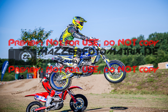 MaZZes_FotoMatrix_220904_2774 | S3