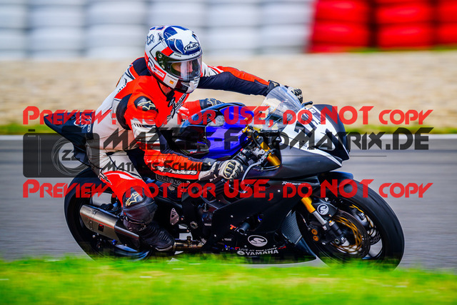 MaZZes_FotoMatrix_240519_6007705_8816 | Fotograf Mathias Schmid
Sportfotograf,
Eventfotograf,
Hochzeitsfotograf,
Portraitfotograf