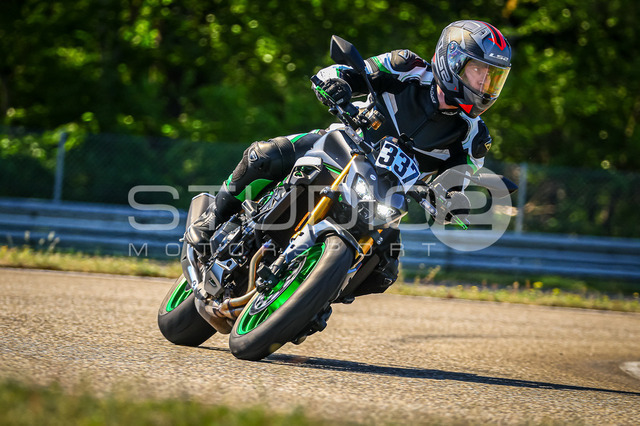 0337-260509DCB-018_337 | Deine Full-Service-Agentur für ✔️Videoproduktionen und ✔️Motorsportfotografie Jetzt Angebot anfragen!
