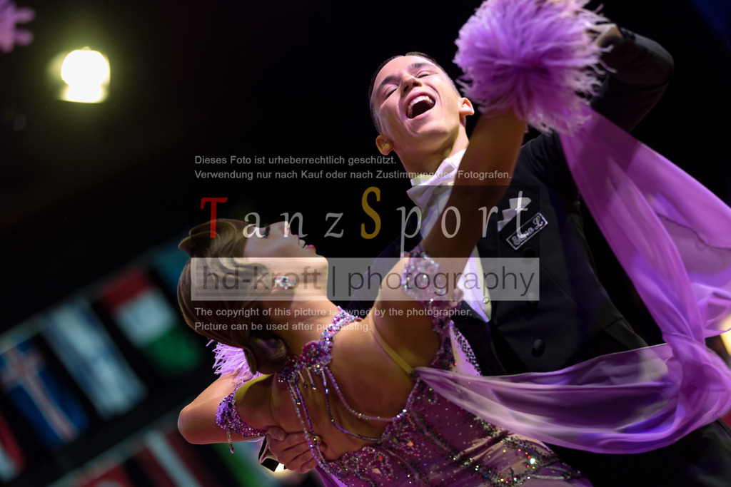 20241215_WDSF_Int_Open_Std-Riga-8816 | Tanzsportbilder, Standardtanz, Lateintanz, WDSF, DTV, LTVB, dancecomp, goc, hessen tanzt, blaues band der spree, walzer, tango, wiener walzer, slowfox, quickstepp, samba, rumba, cha-cha-cha, paso doble. jive, hd-kroft photography, turniertanzsport