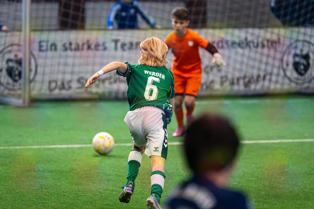 blr.pics-325 | Professionelle Fußball- und Sportfotografie. Spielbilder online ansehen und kaufen – Einzelbilder oder komplette Galerien in hoher Qualität. - Realisiert mit Pictrs.com
