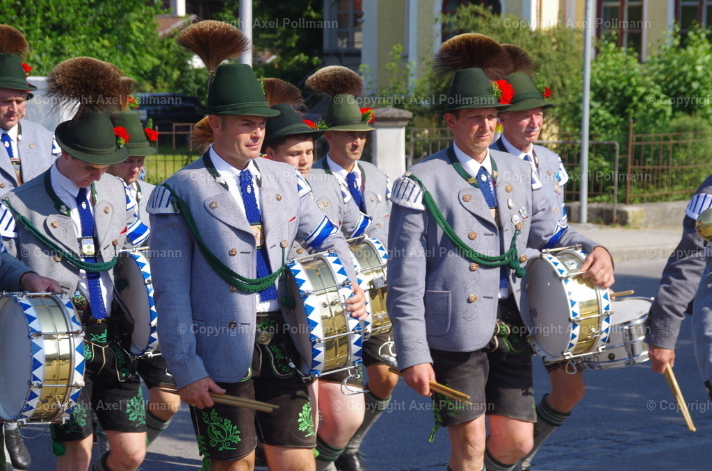 IMGP3131 | fotografiert von Axel PollmannLeonhardi Wallfahrt Benediktbeuern und Murnau, Fronleichnam, Fasching, Landschaft im Loisachtal und Benediktbeuern  - Realisiert mit Pictrs.com