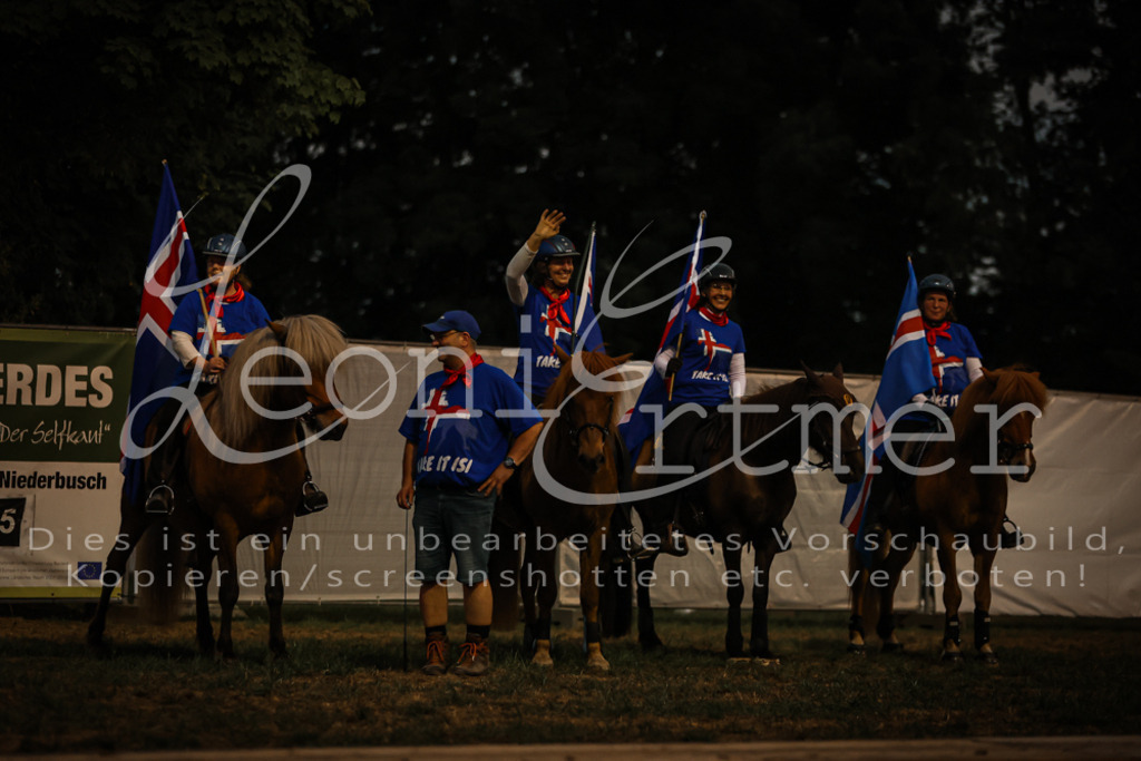 SaShow00237 | Leoni Ertmer Photography - Realisiert mit Pictrs.com