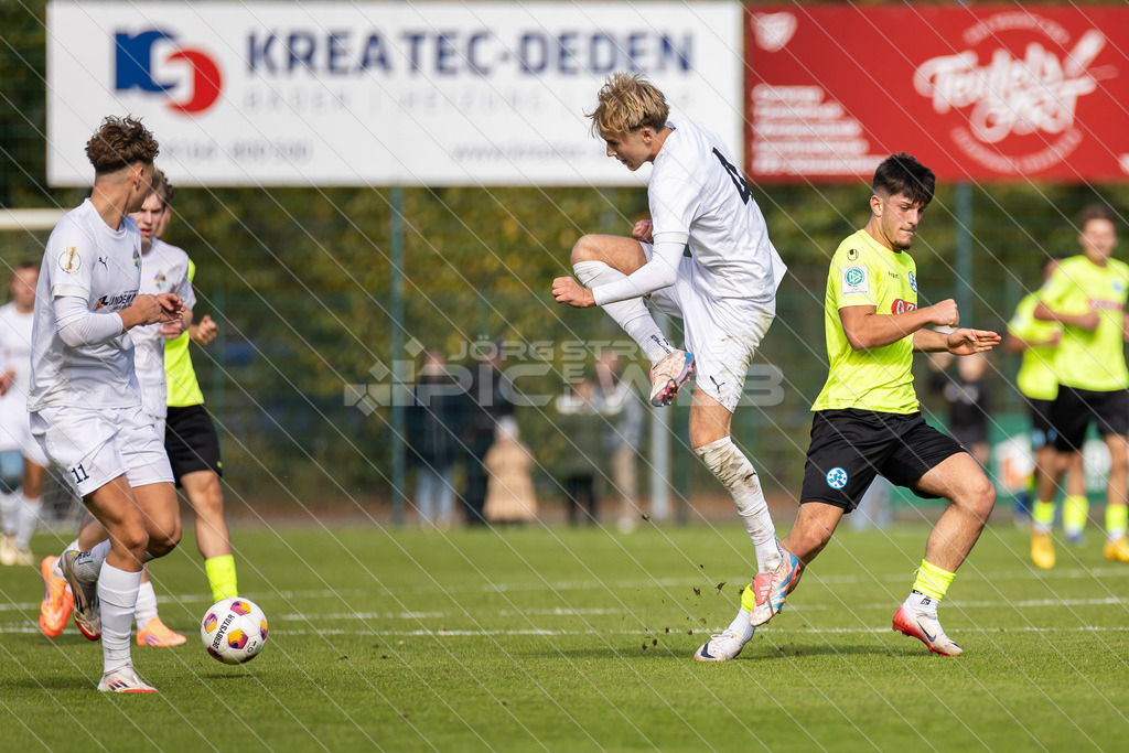 20251003_Picselweb-Fotografie_1R3_1979 | DFB Pokal 2. Runde, JFV A/O/B/H/H - SV Stuttgarter Kickers, Foto: Jörg Struwe - picselweb.de - Realisiert mit Pictrs.com