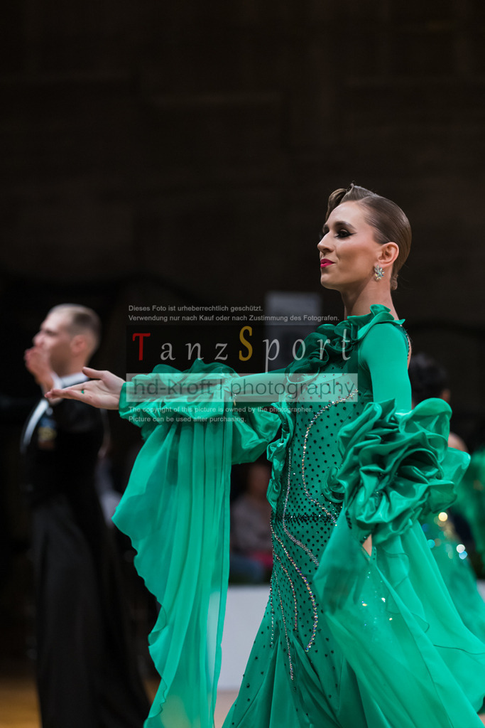 20250821_WDSF_GS_Std_R1_B2_4088 | Tanzsportbilder, Standardtanz, Lateintanz, WDSF, DTV, LTVB, dancecomp, goc, hessen tanzt, blaues band der spree, walzer, tango, wiener walzer, slowfox, quickstepp, samba, rumba, cha-cha-cha, paso doble. jive, hd-kroft photography, turniertanzsport