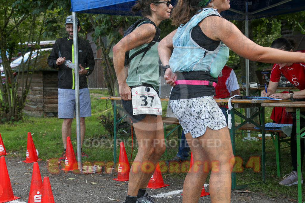 230826_1731_EX1_1749 | Sportfotografie im Rhein-Sieg Kreis, Köln, Bonn, NRW, Rheinland Pfalz, Hessen, etc. Unser Tätigkeitsfeld umfasst den Laufsport vom Volkslauf über den Marathon, Duathlon, Triathon bis zum Ultralauf wie Kölnpfad Ultra oder Schindertrail.