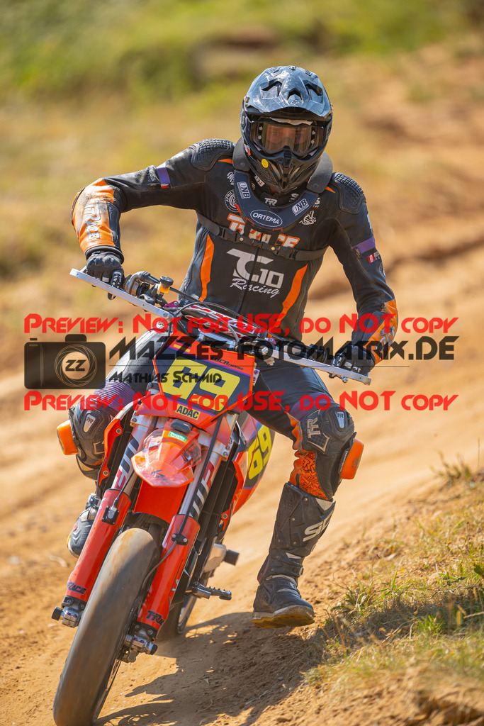 MaZZes-Fotomatrix-20260815-598120 | S2