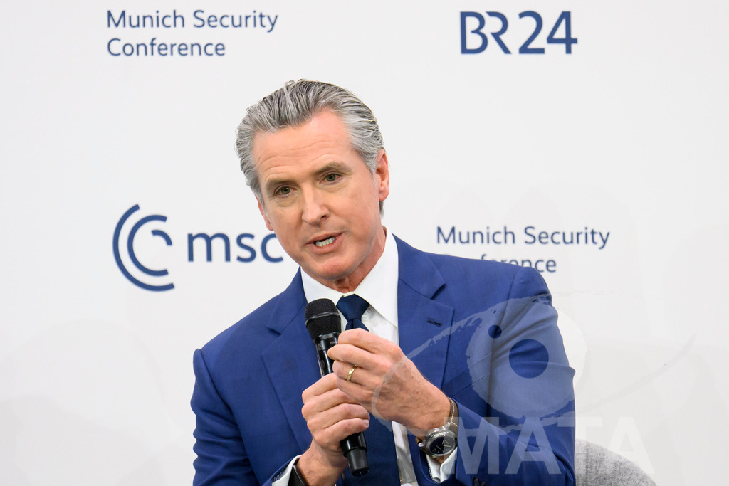 _DWA6353 | MATA IndoCon - Realisiert mit Pictrs.com