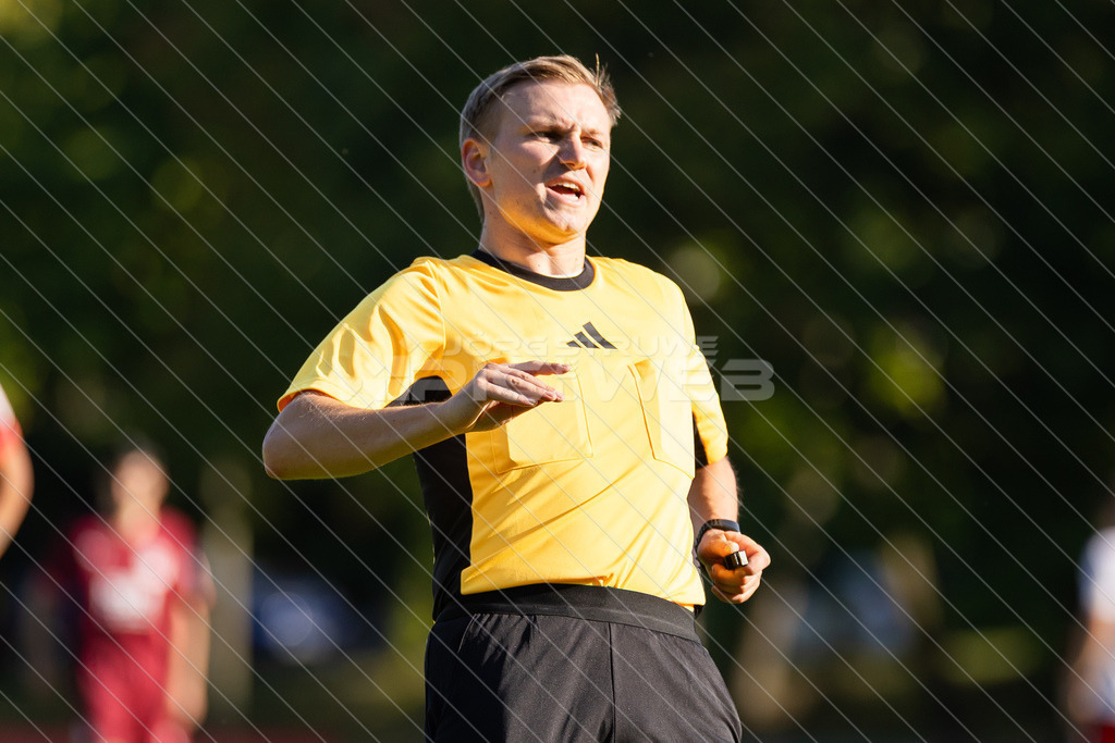 20250928_Picselweb-Fotografie_1R3_2197 | Spielszenen aus dem Spiel VfL Güldenstern Stade - Rotenburger SV. Ergebnis 0:3 - Realisiert mit Pictrs.com