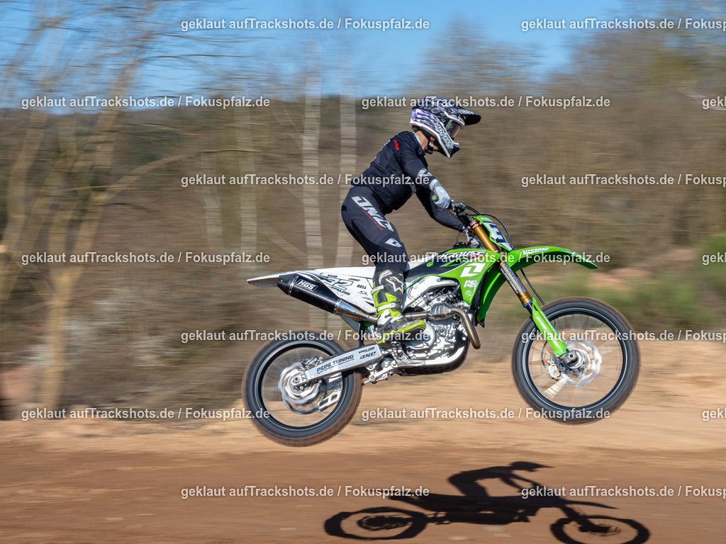 Schweyen040525-7 | Trackshots.de / Fokuspfalz.de - Realisiert mit Pictrs.com