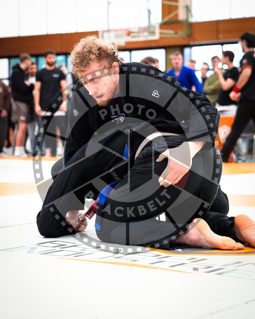 20260221PBB2100 | Photoblackbelt is martial arts photography and more. 
Reportage, sport, action.