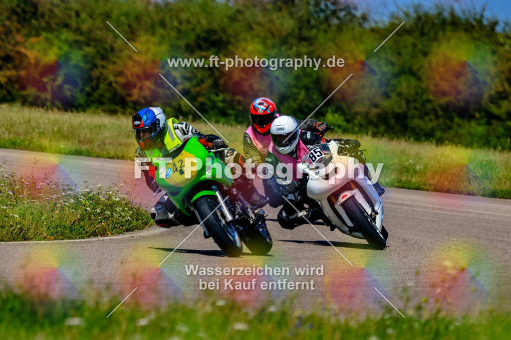 085-3136 | Hier findet Ihr Bilder von Touristenfahrten auf der Nürburgring Nordschleife oder von anderen Veranstaltungen die ich besucht habe. Viel Spass beim Durch Schauen 
