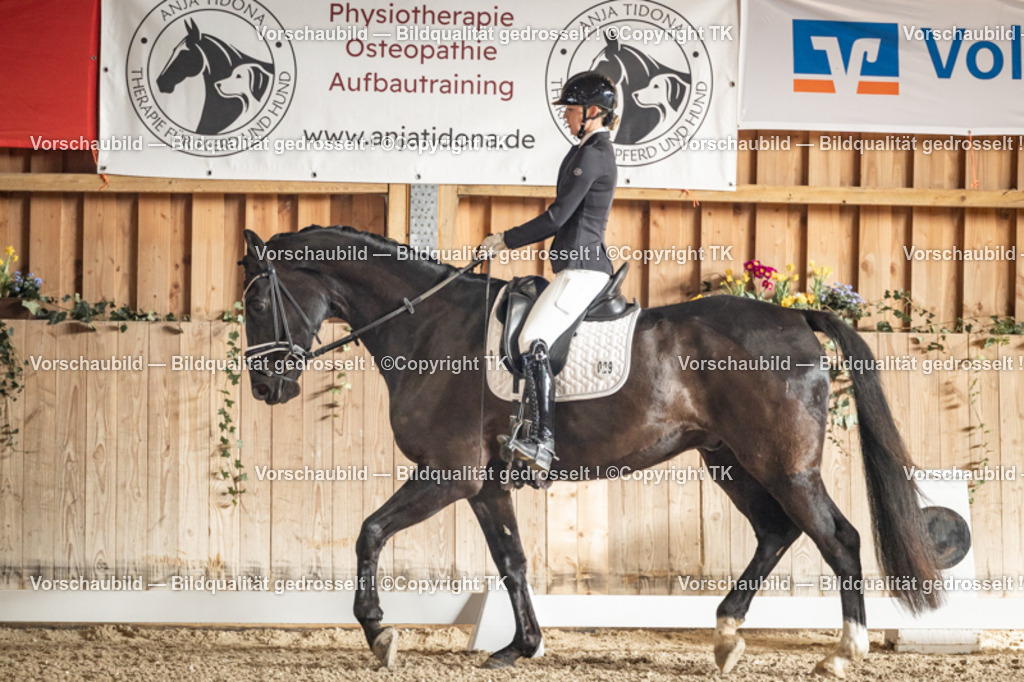 _D5A1032 | Emotionale Pferde- & People-Fotografie rund um Heidelberg, Leimen & Umgebung. Natürliche Fotos von Pferd, Mensch & Familie. Jetzt Termin sichern!