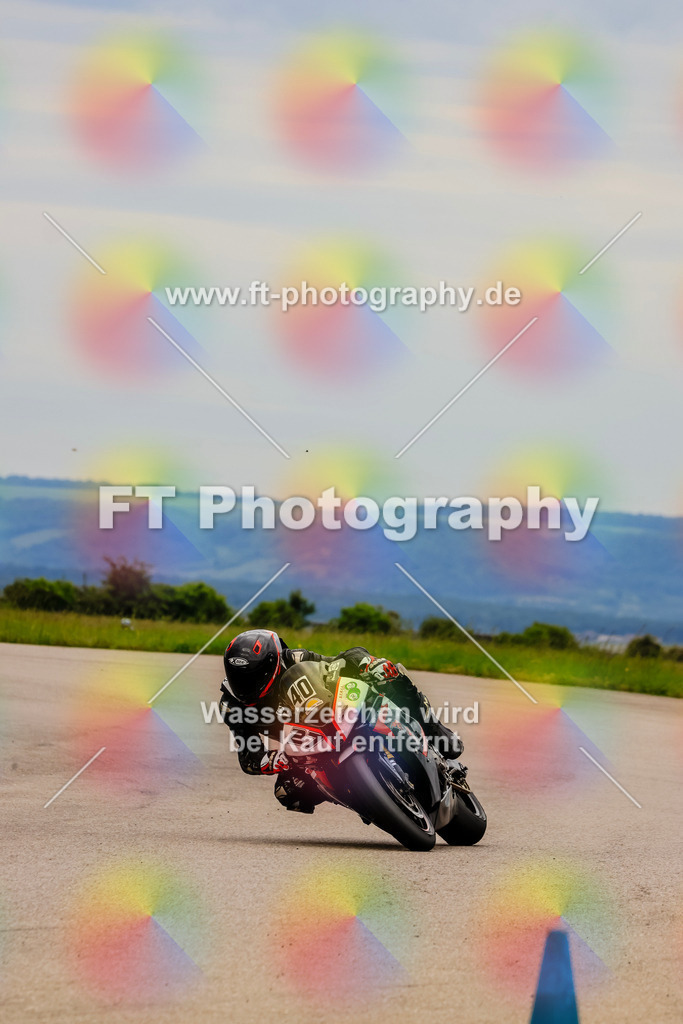 MotoTeam-2814 | Hier findet Ihr Bilder von Touristenfahrten auf der Nürburgring Nordschleife oder von anderen Veranstaltungen die ich besucht habe. Viel Spass beim Durch Schauen 