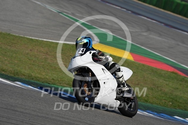 2025_04_29_PBK_21539 | Sportfotografie; SlowMotion; Video; Rennstrecke; Hafeneger; Speer; Racing; RSE; BMW; CBO; Trackday; Motorsportarena; Hockenheimring; Brno; Most; Barcelona; Valencia