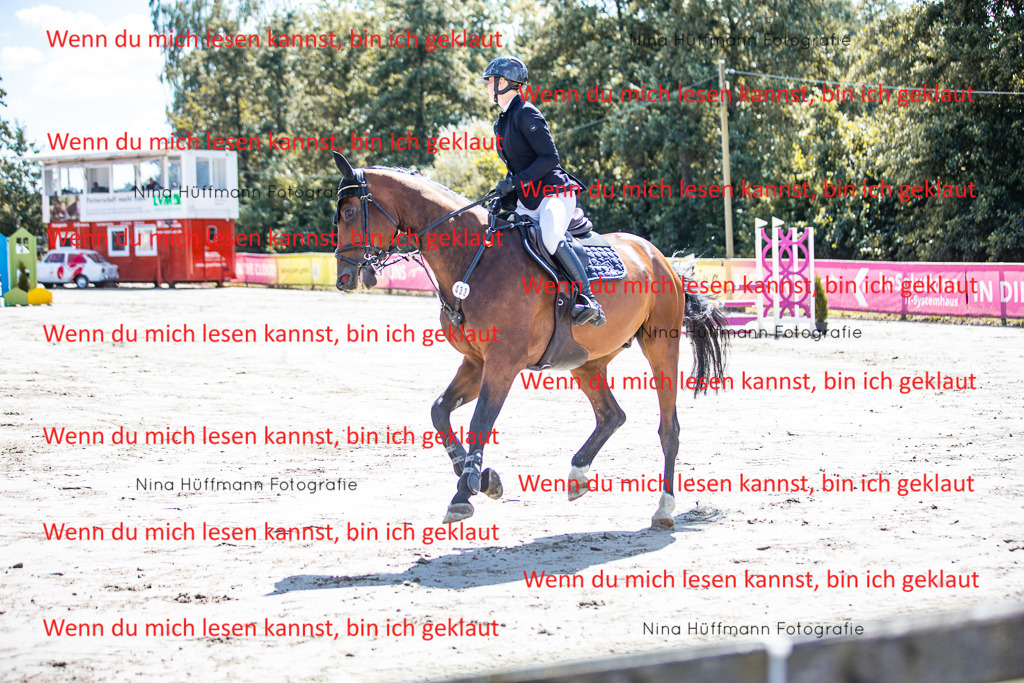 BK1A5000 | Turnierbilder Turnierfotos Nina Hüffmann Turnierfotografie Pferdefotografie Tierzeichnung Haustierzeichnung Pferdezeichnung Hundezeichnung Videograf  - Realisiert mit Pictrs.com