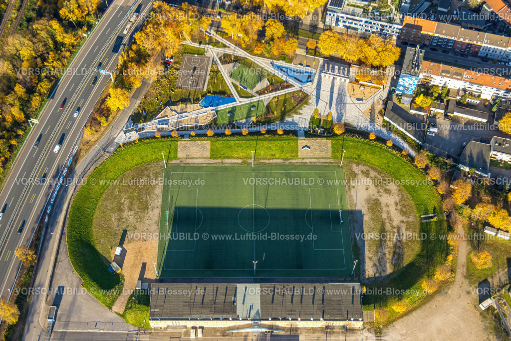 HB-Gelsenkirchen251103203-2schalke | Luftbild, Kampfbahn Glückauf Fußballstadion mit Sportgarten an der Glückauf-Kampfbahn, Schalke-Nord, Gelsenkirchen, Ruhrgebiet, Nordrhein-Westfalen, Deutschland