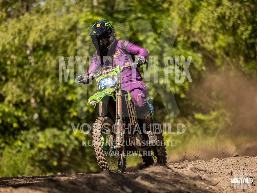 866A1057 | mxndyyvipix