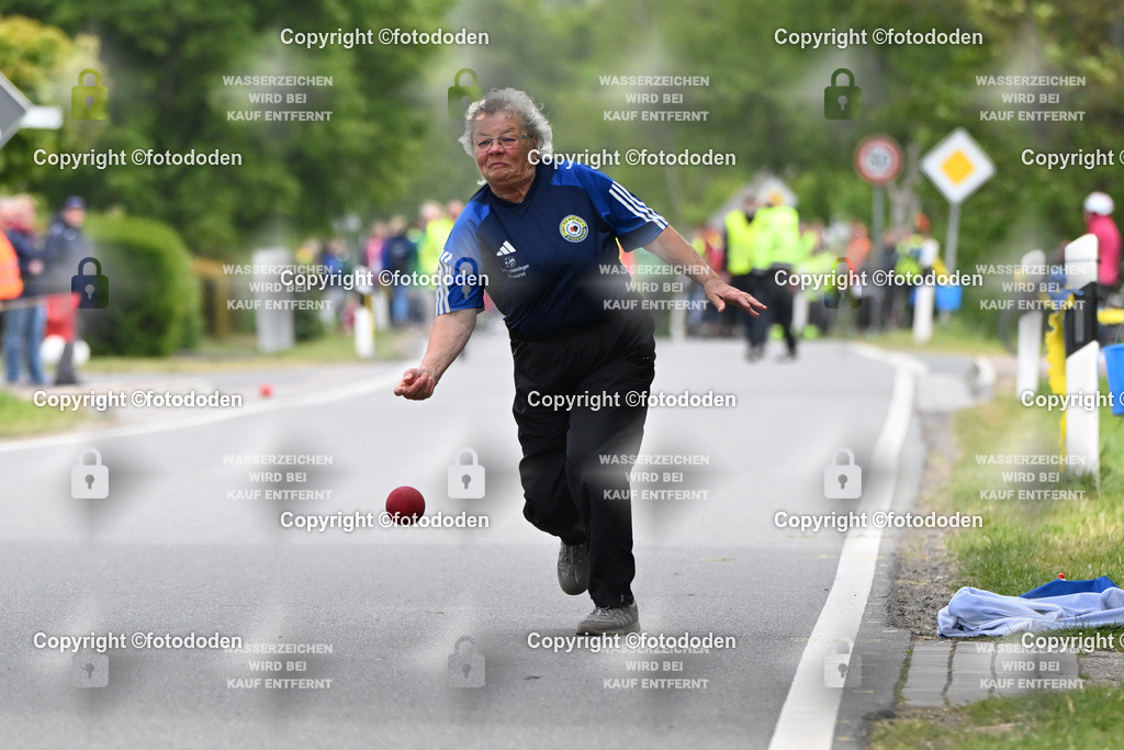 DSC_5943 | Erika Ölrichs / Stedesdorf Platz 6 = 961mFrauen IV - Gummi