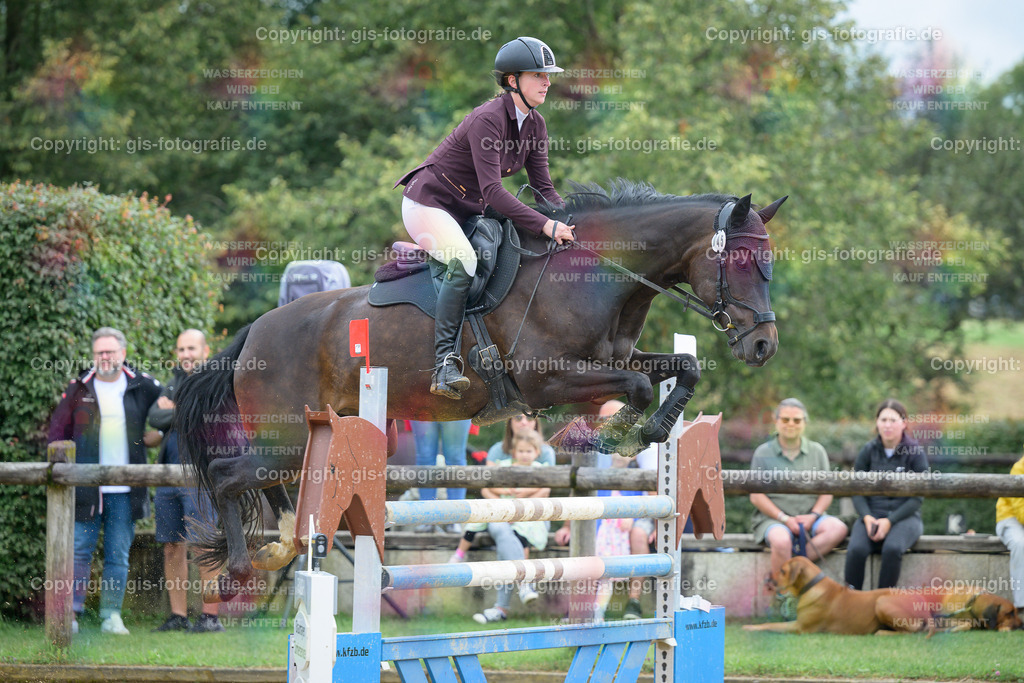 Schmidt_Claudia_Cal-nou_Punkte-M1_240728_03 | gis-fotografie