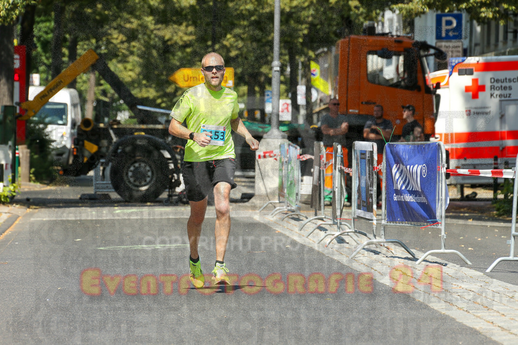 250621_1133_EX1_3641 | Sportfotografie im Rhein-Sieg Kreis, Köln, Bonn, NRW, Rheinland Pfalz, Hessen, etc. Unser Tätigkeitsfeld umfasst den Laufsport vom Volkslauf über den Marathon, Duathlon, Triathon bis zum Ultralauf wie Kölnpfad Ultra oder Schindertrail.