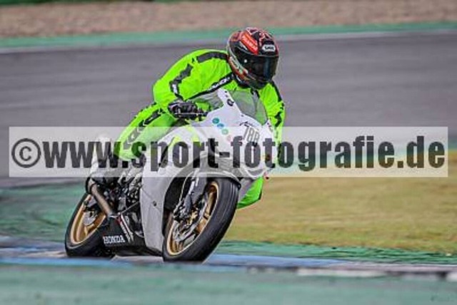 spof8129 | Professionelle Fotos von Sportveranstaltungen, aber auch Hochzeiten und anderen Events. - Realisiert mit Pictrs.com