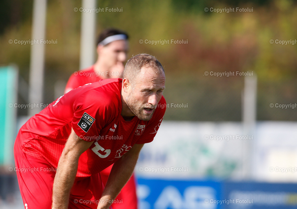 A_LUI_13092025_02 | SPORT FUSSBALL LT1 OOE LIGA ASKOE OEDT 1B-UNION EDELWEIß LINZ 13.09.2025 IM BILD:  MATEJ VULIC (OEDT1B) UND  (EDLWEIßLINZ) FOTO:FOTOLUI
