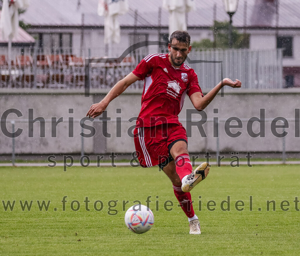 2023-07-29_047_FC_Finsing_gegen_SC_Kirchasch | Finsing, Deutschland, 29.07.2023:
Fußball, Kreisliga 2023 / 2024, 1. Spieltag, FC Finsing gegen SC Kirchasch, Endergebnis: 0:2

Dominik Keuter (FC Finsing, #18)

Foto: Christian Riedel / fotografie-riedel.net