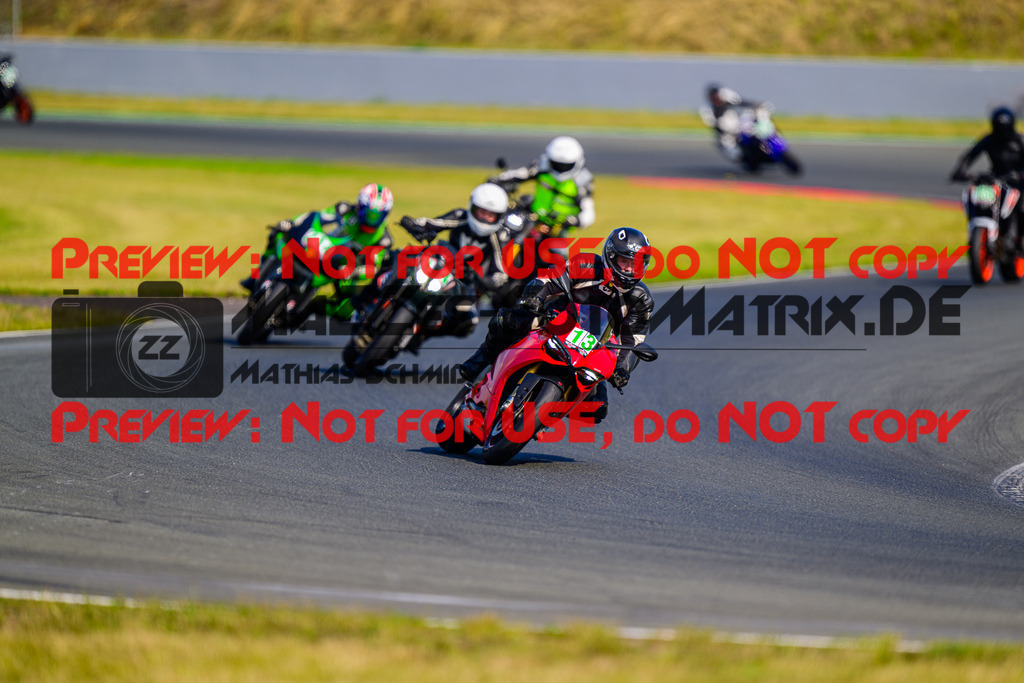 MaZZes_FotoMatrix_240725_6007705_8604 | GRUEN