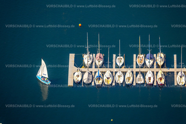 Duesseldorf240501230UnterbacherSee | Luftbild, Freizeitgestaltung am Unterbacher See, Bootshafen Bootsanlegestellen Segelboote, Unterbach, Düsseldorf, Rheinland, Nordrhein-Westfalen, Deutschland