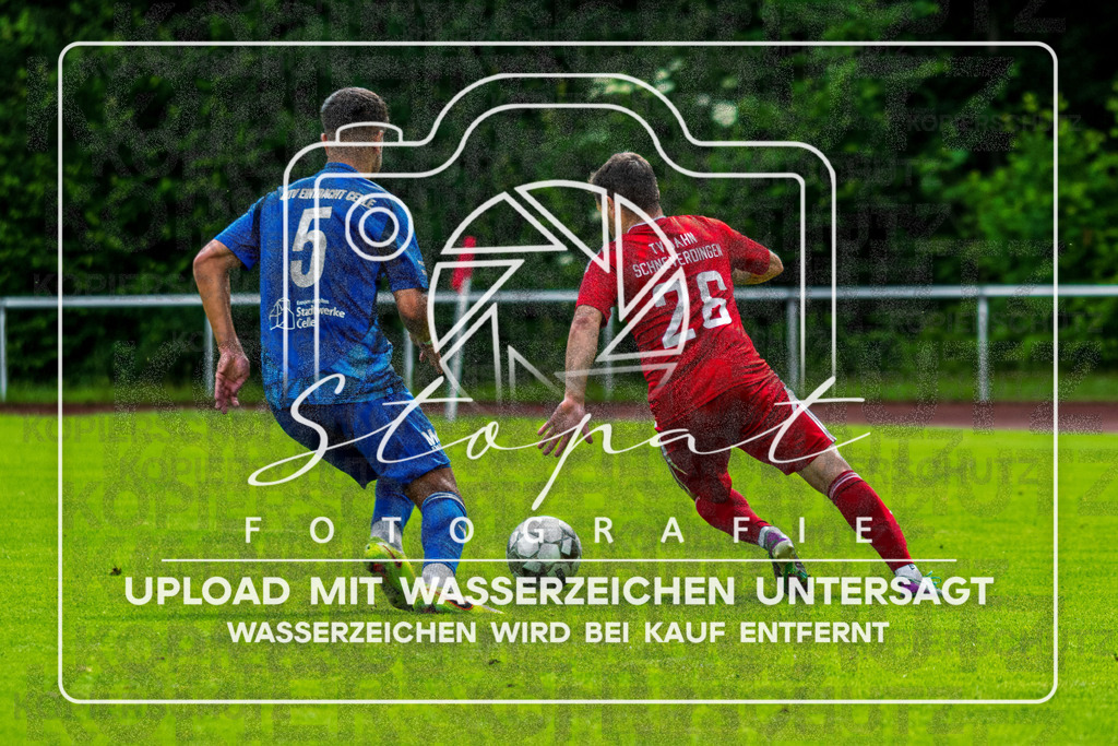 Landesliga Herren LG - TV Jahn Schneverdingen vs. MTV Eintracht Celle | Rodrigo Baroni Badziak (TV Jahn Schneverdingen #26), Karim Jelalli (MTV Eintracht Celle #5); Landesliga Herren LG - TV Jahn Schneverdingen vs. MTV Eintracht Celle am 06.06.2026 in Osterwaldstadion, Schneverdingen - Realisiert mit Pictrs.com