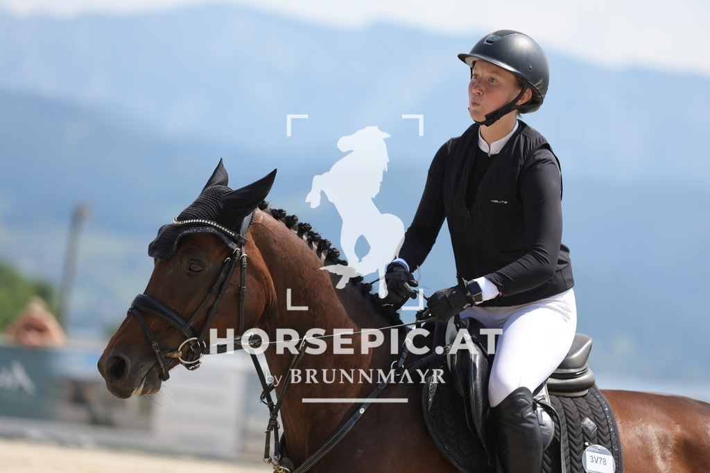 0P6A9927 | Willkommen bei Brunnmayr - Design & Fotografie – Ihrem Spezialisten für Reitturniere und Pferdeveranstaltungen in Oberösterreich, Salzburg und Bayern! Seit über 17 Jahren sind wir leidenschaftlich dabei.
