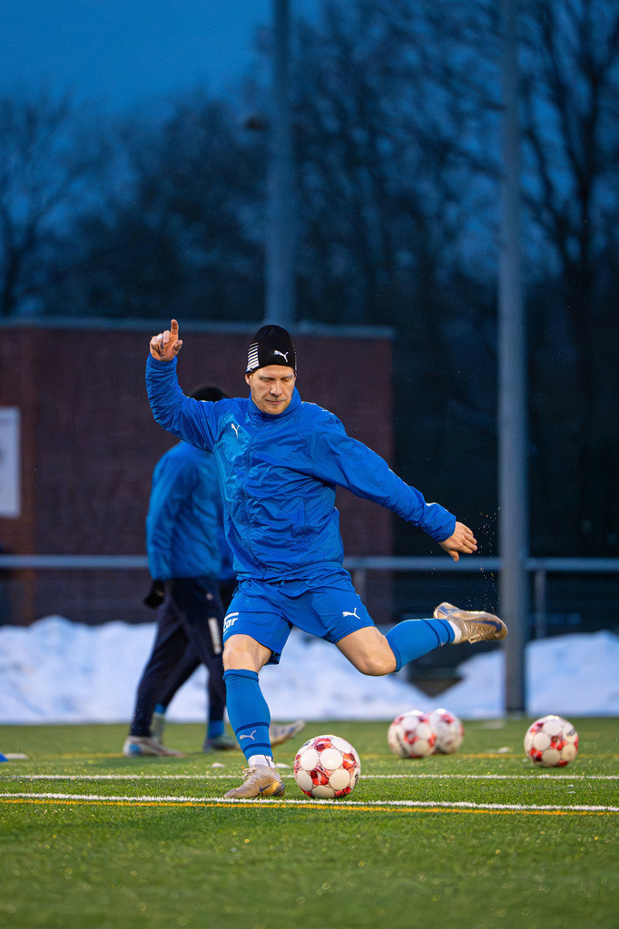 Fußball I Herren I Saison 2025-2026 I Freundschaftsspiel I BW Lohne - TuS Bersenbrück I 1811 | jns.sportfotos - Realisiert mit Pictrs.com