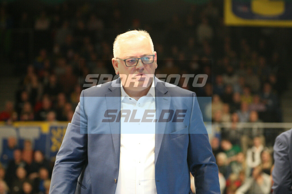 Phoenix Hagen - Bochum | Felix Banobre (Headcoach Bochum) - © Sportfoto-Sale (MK) - Realisiert mit Pictrs.com
