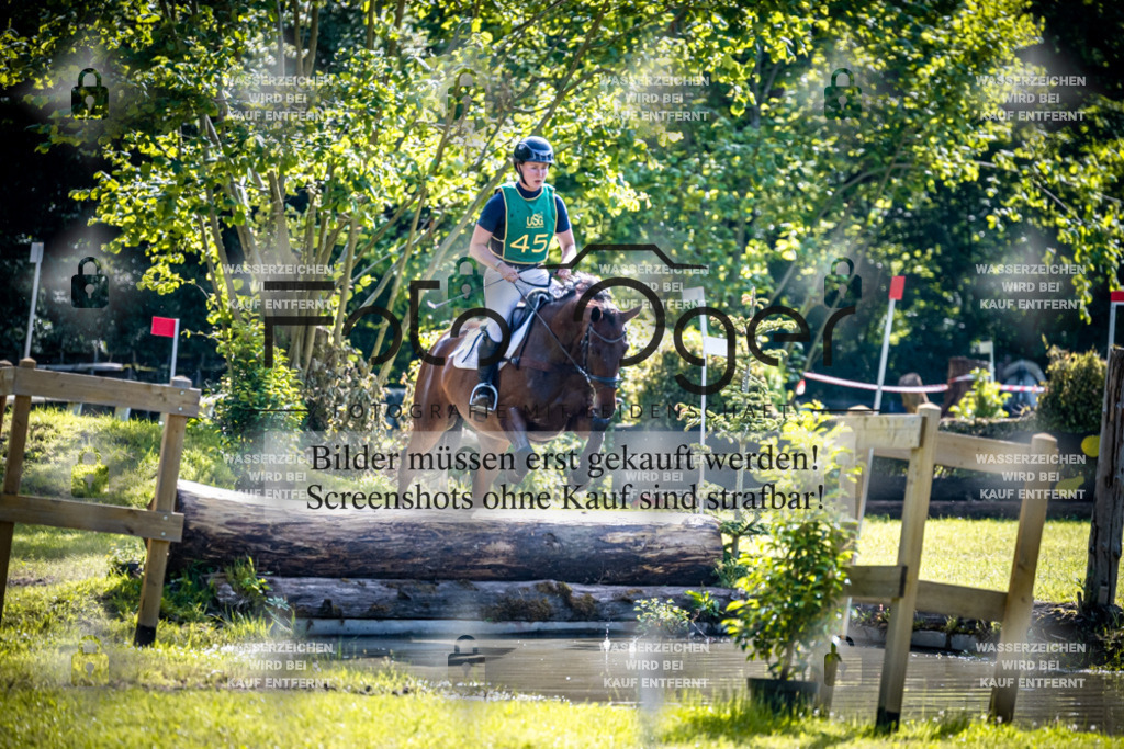 A2_Vielseitigkeitsturnier Melle Oldendorf-15c-0044 | Entdecke hochwertige Reitturnierfotos von Foto Oger. Professionell, emotional und authentisch – jetzt Lieblingsmomente im Shop bestellen.Deutschlandweite Turnierfotografie. - Realisiert mit Pictrs.com