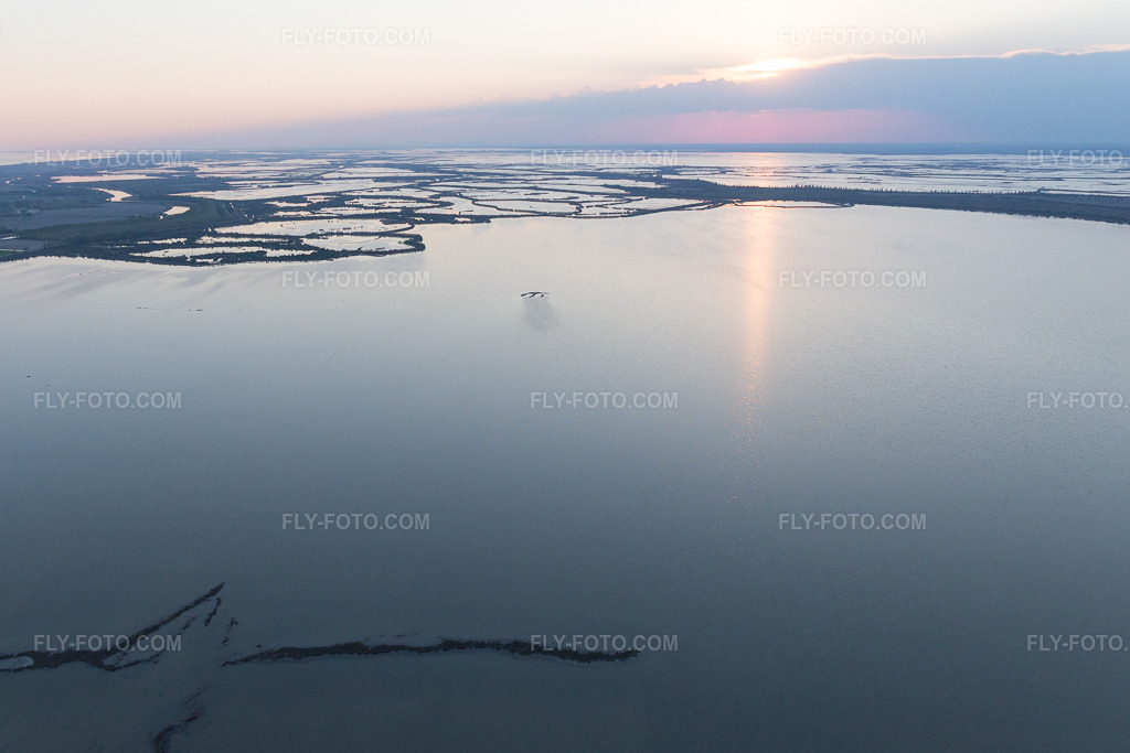 Aerial view: View of the town in Jesolo in the state Veneto, Italy. – Photo: IMG_098334.jpg taken on 04/03/2017 by Werner Riehm/FLY-FOTO.com – Resolution of the original: 5000 x 3333 px