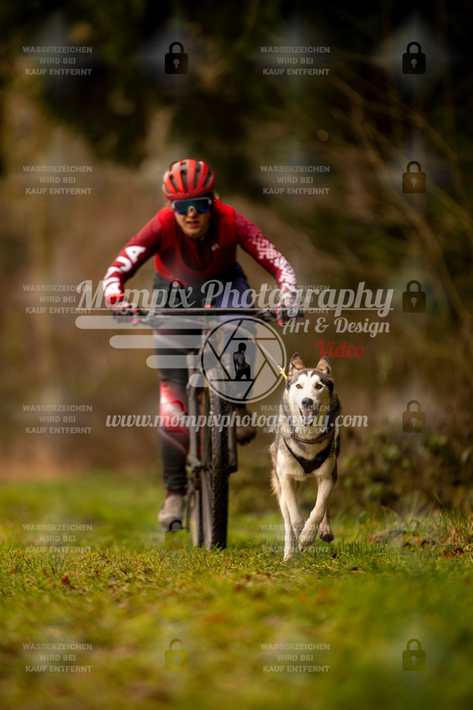 MompixPhotography_2SSTSSBW_2025_SO_Bike-96 | PayLife
