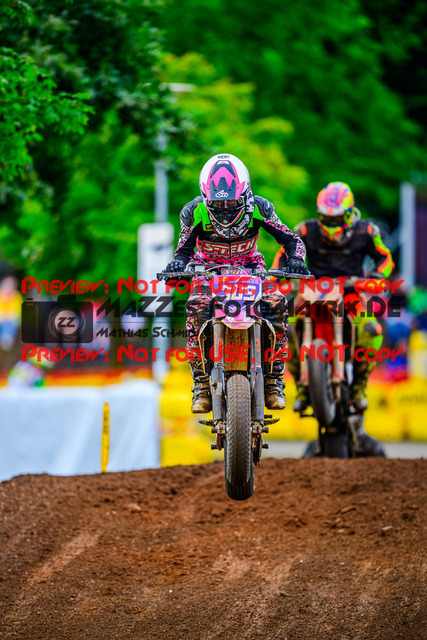 MaZZes_FotoMatrix_240818_6007705_7078 | S3