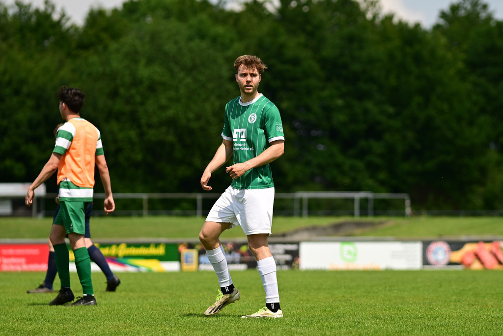 Fußball I Herren I Saison 2024-2025 I 1. Kreisklasse I 26. Spieltag I TSV Elstorf - TV Meckelfeld II | Der Sportfotograf. - Realisiert mit Pictrs.com