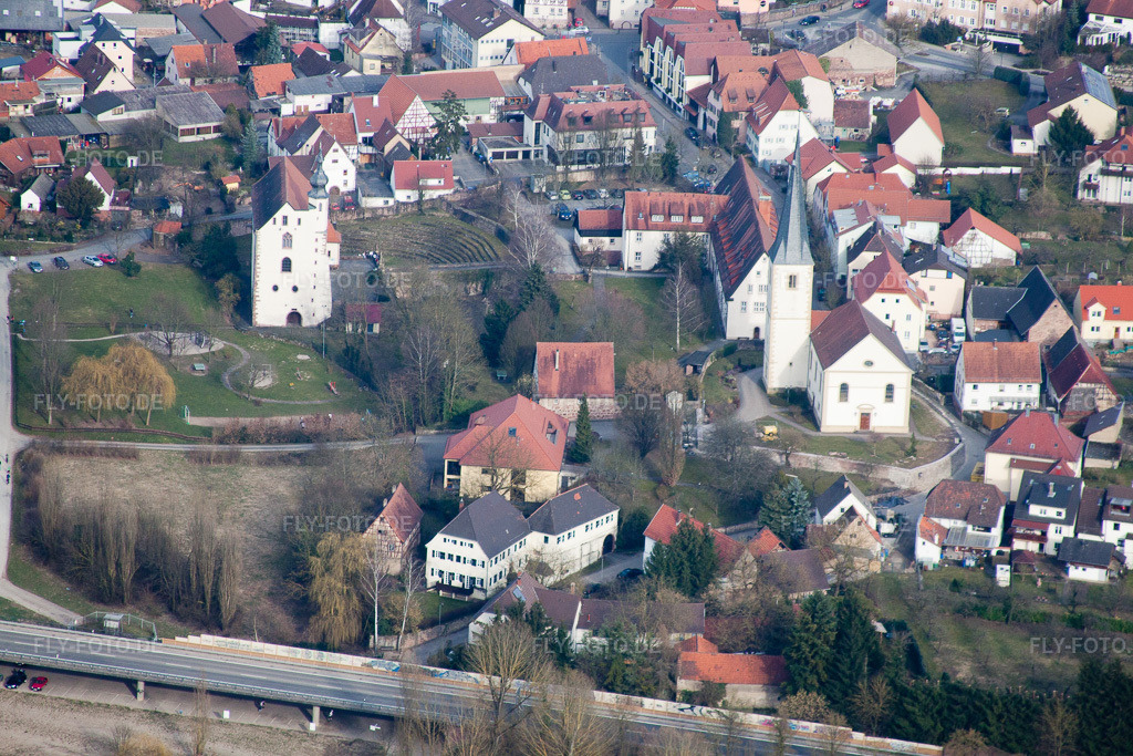 Luftbild: Kapelle Tempelhaus Neckarelz im Ortsteil Neckarelz in Mosbach im Bundesland Baden-Württemberg in Deutschland. Foto: IMG_38162.jpg vom 12.03.2011 durch Werner Riehm/FLY-FOTO.de