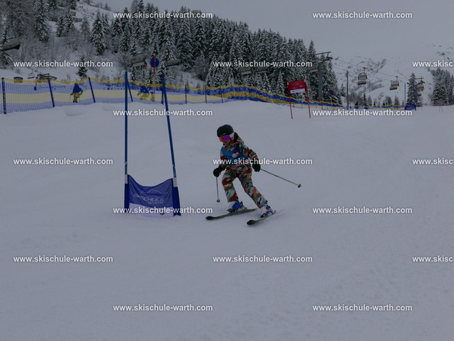 P1120252 | Photos von der Skischule Warth - Realisiert mit Pictrs.com