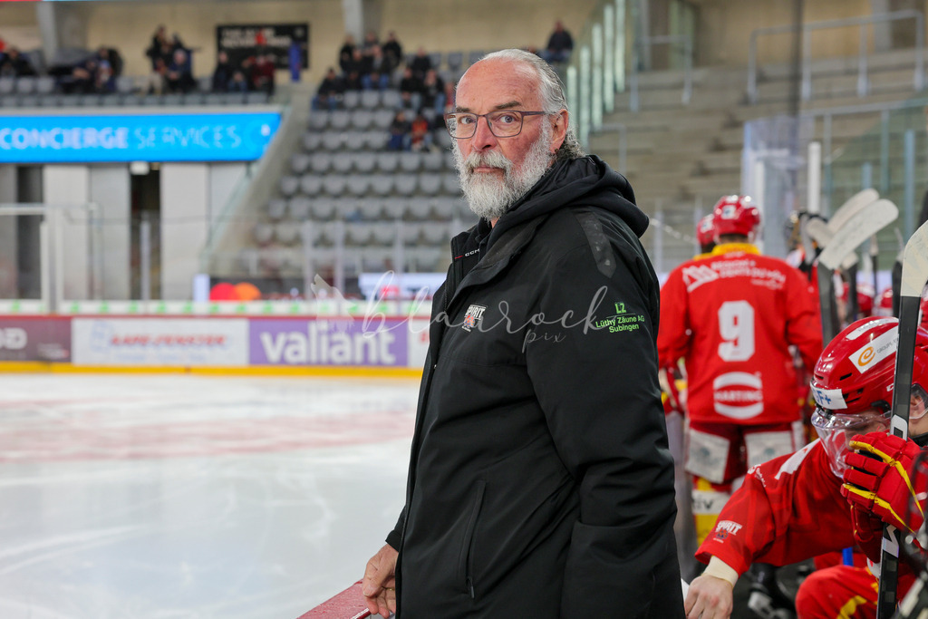EHCB vs GCK 20260104-7333 | Sportbilder, Sportfotograf, Hochzeits- und Eventfotografin, Flugshows, Portraits und Tiershooting, Aviation, Downhill, Nationalleague, Swissleague, International