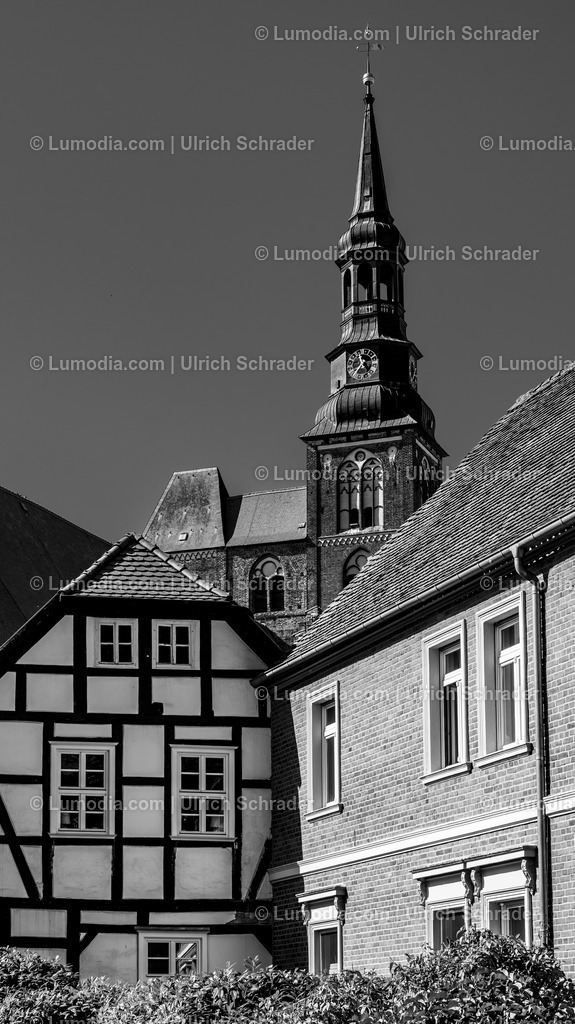 10049-13111 - Tangermünde in der Altmark | Stockfoto und Bilderpool mit Bildmaterial aus Deutschland, dem Harz, Halberstadt, Quedlinburg, Wernigerode und weltweit. Qualitativ hochwertige und professionelle Fotos anschauen und kaufen. - Realisiert mit Pictrs.com