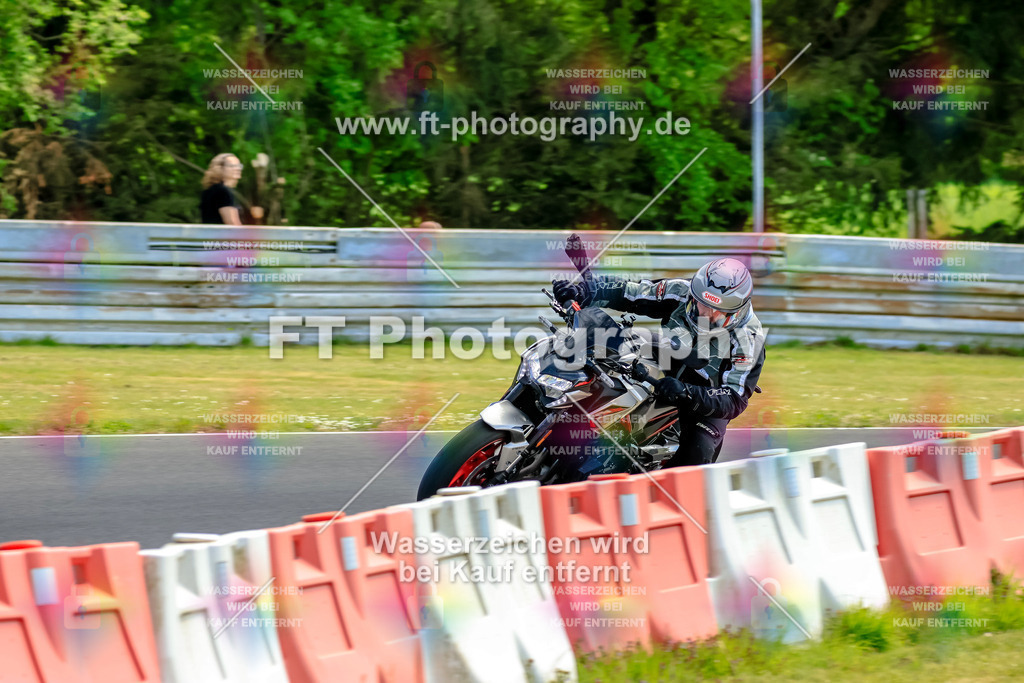 _OTO2406 | Hier findet Ihr Bilder von Touristenfahrten auf der Nürburgring Nordschleife oder von anderen Veranstaltungen die ich besucht habe. Viel Spass beim Durch Schauen 